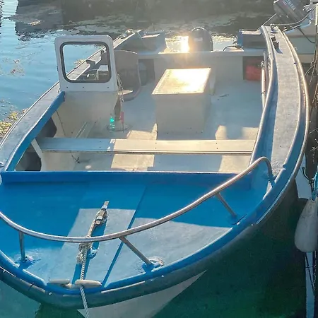 6 Person In Bokn בית נופש *