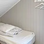 Holiday home 6 Person In Bokn Are